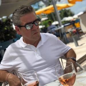 Meet your Posher, Oscar